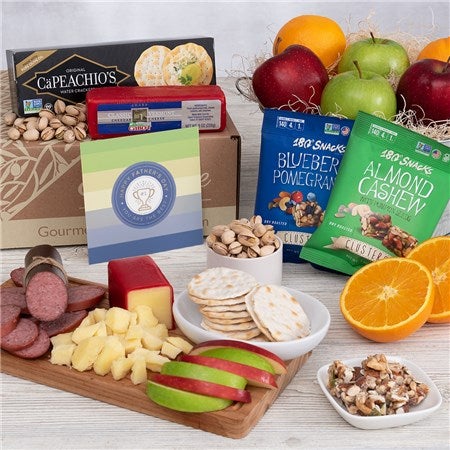 Father&#39;s Day Fruit Gift Box