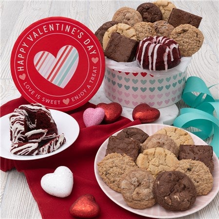 Valentine&#39;s Day Cookie and Brownie Gift Box